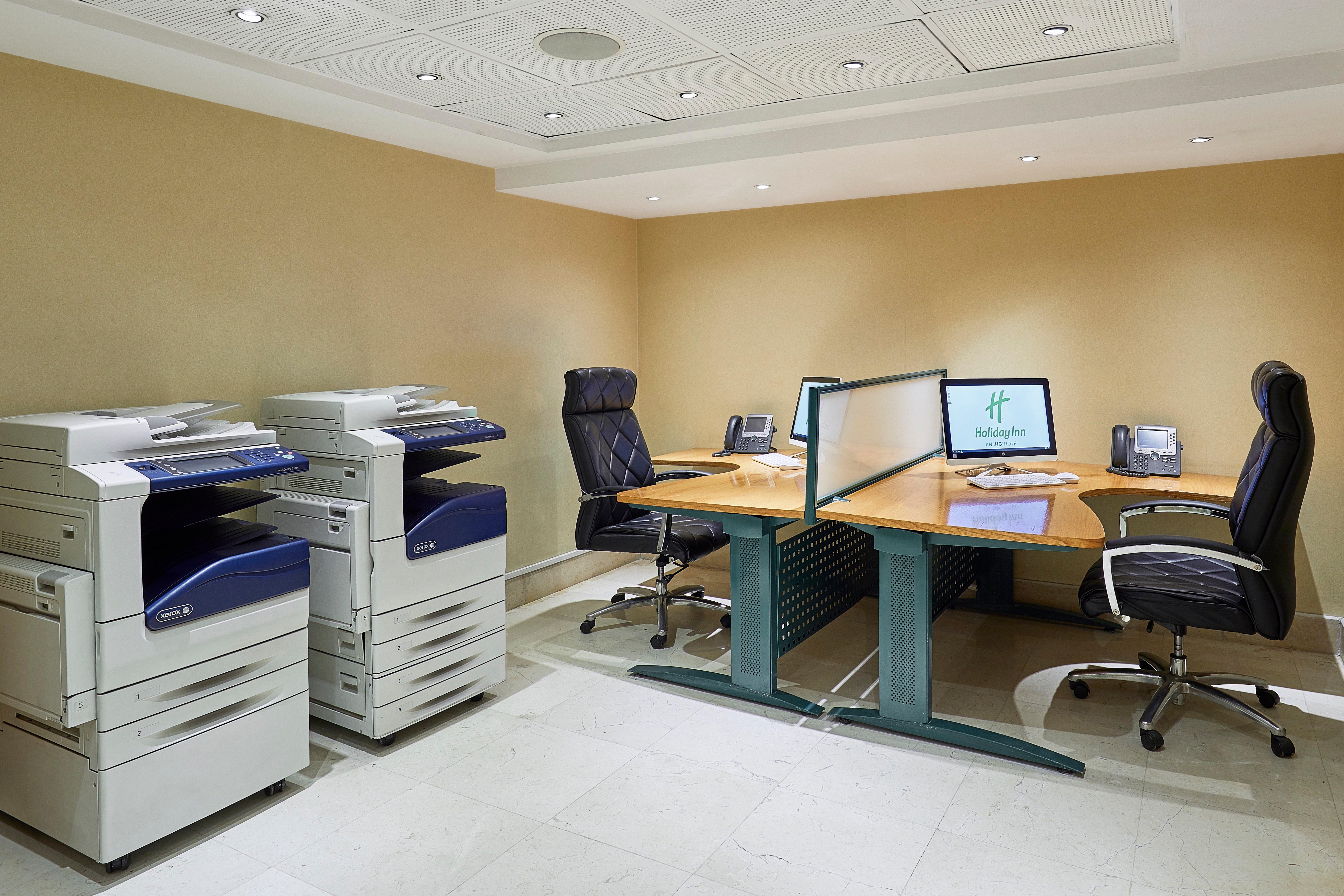 Holiday Inn Citystars By Ihg Cairo Exterior photo Business center