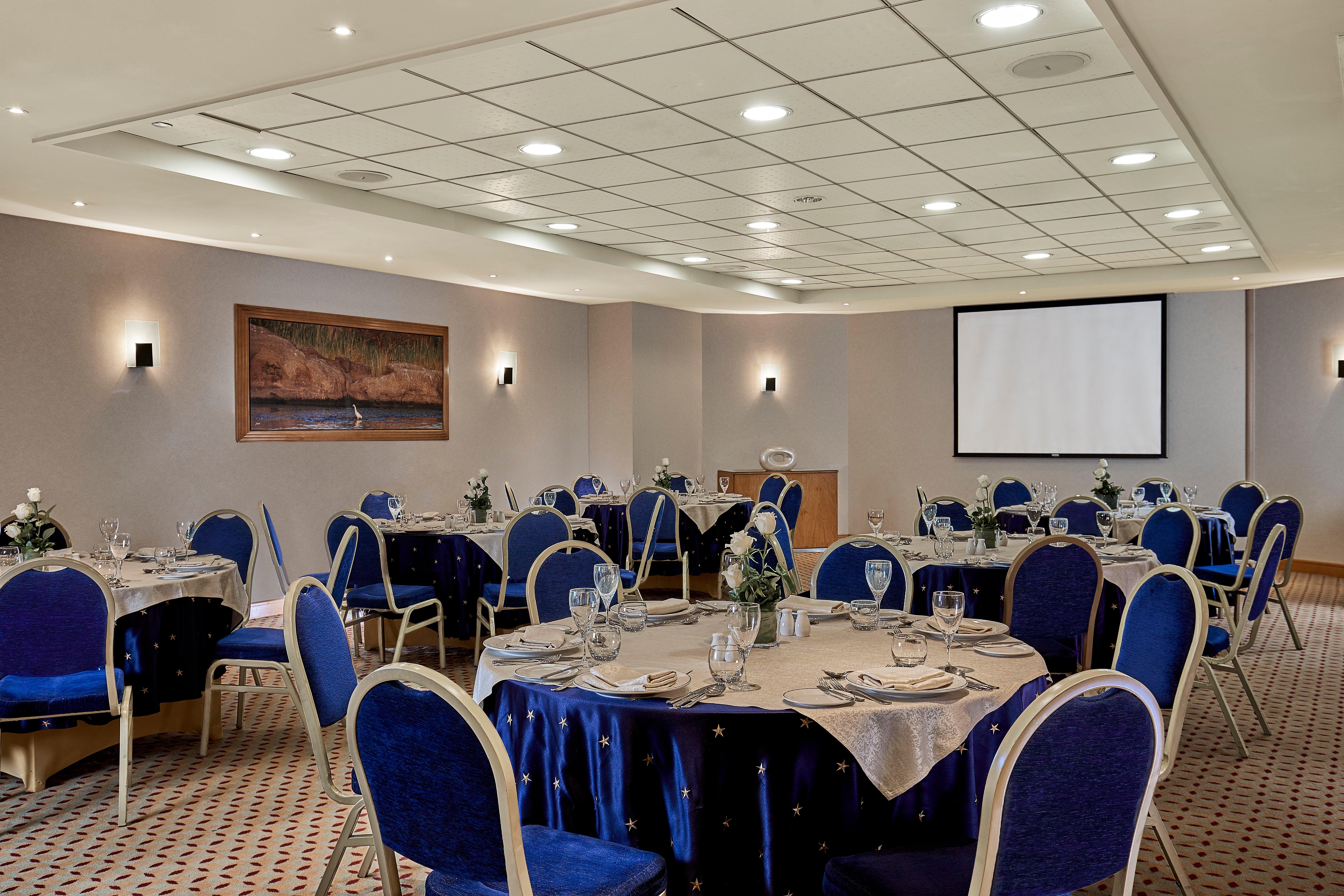 Holiday Inn Citystars By Ihg Cairo Exterior photo The hotel's ballroom